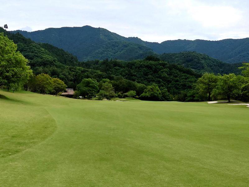13番ホールの2打目地点