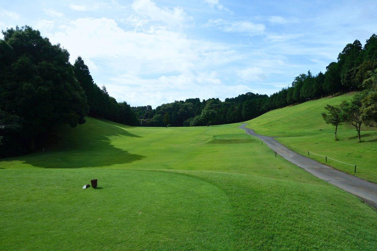 2番ホールティグラウンド