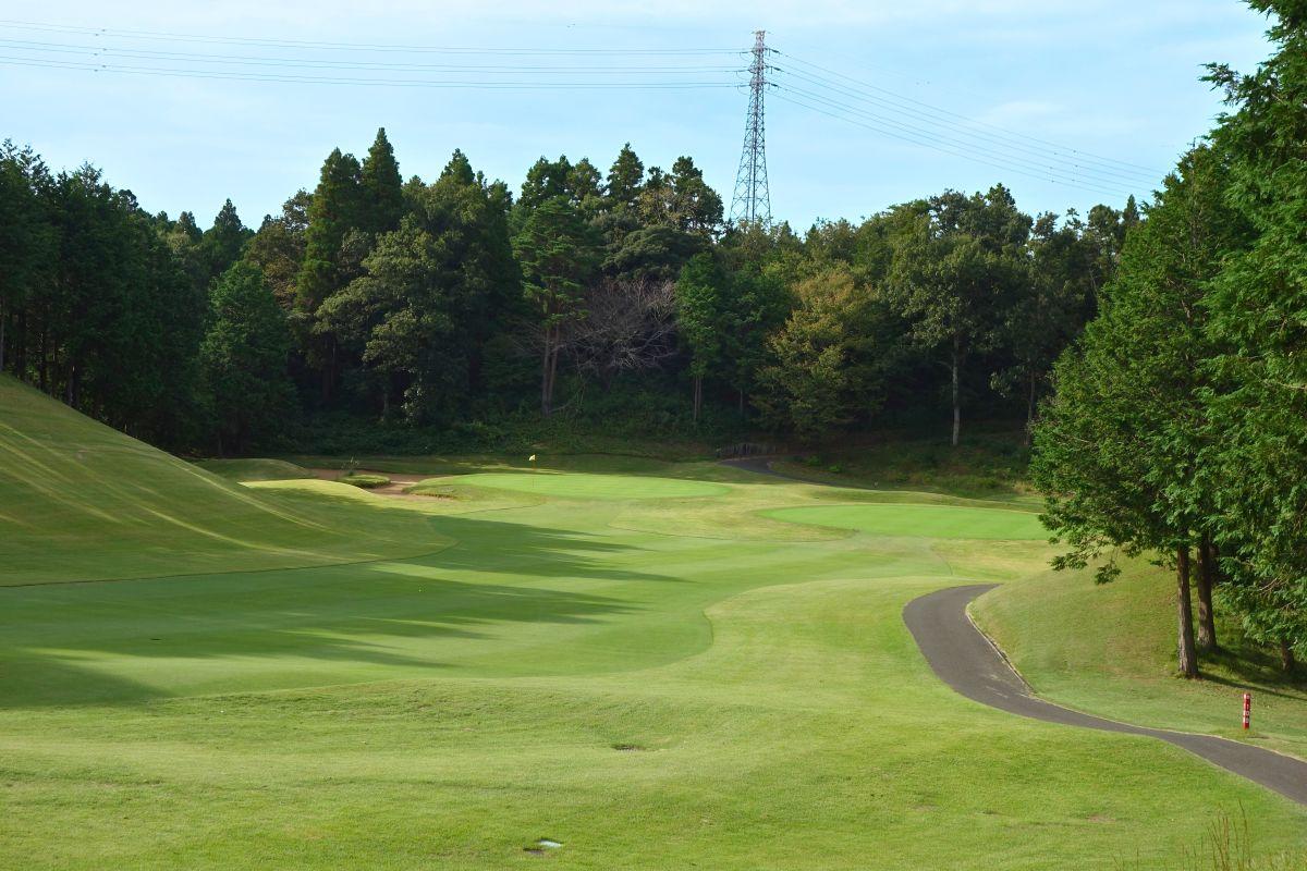 16番ホールのセカンド地点