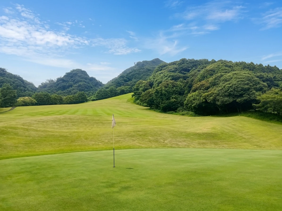 グリーン奥から見た南6番ホール